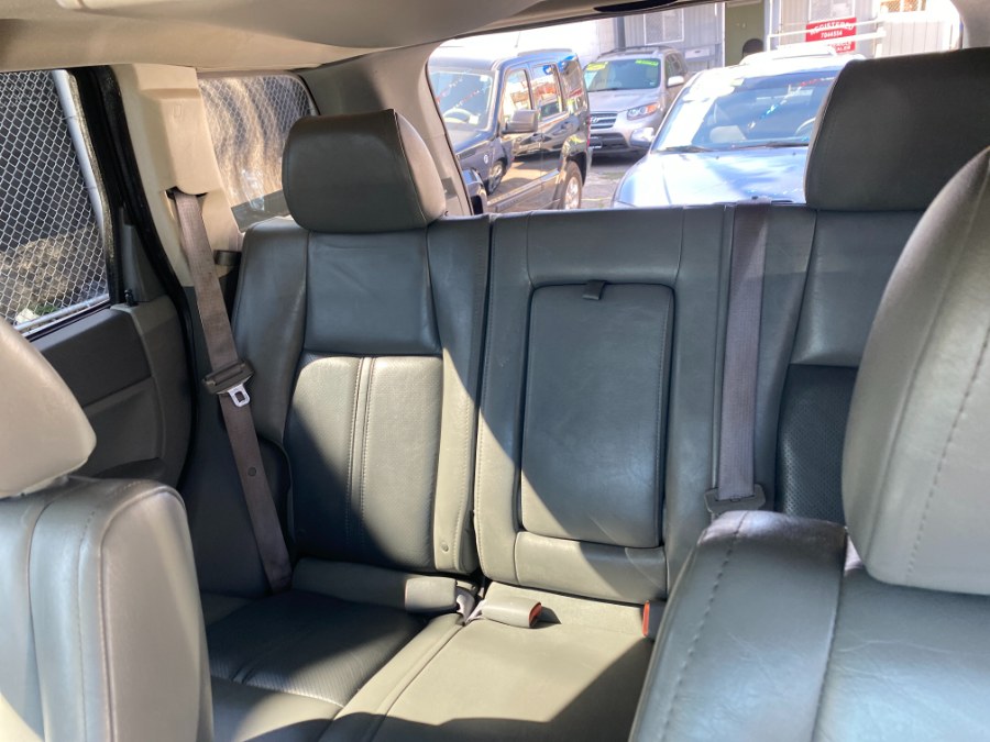 2006 Jeep Grand Cherokee 4dr Limited 4WD, available for sale in Middle Village, New York | Middle Village Motors . Middle Village, New York 2006 Jeep Grand Cherokee 4dr Limited 4WD, available for sale in Middle Village, New York | Middle Village Motors . Middle Village, New York