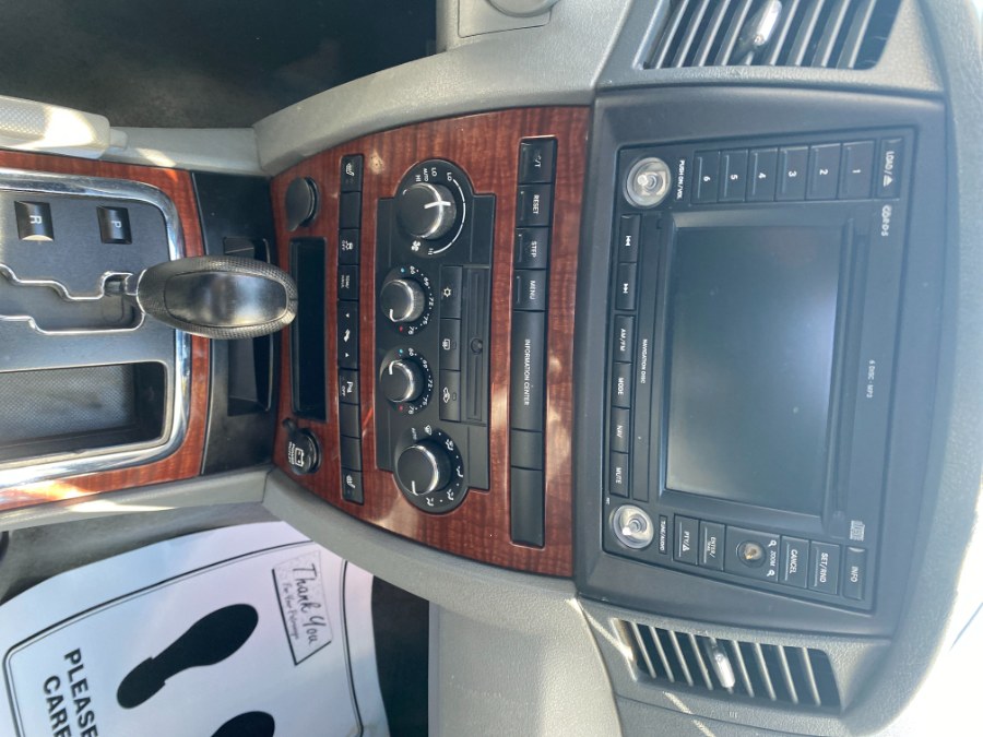 2006 Jeep Grand Cherokee 4dr Limited 4WD, available for sale in Middle Village, New York | Middle Village Motors . Middle Village, New York 2006 Jeep Grand Cherokee 4dr Limited 4WD, available for sale in Middle Village, New York | Middle Village Motors . Middle Village, New York