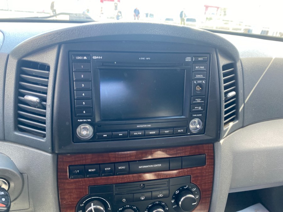 2006 Jeep Grand Cherokee 4dr Limited 4WD, available for sale in Middle Village, New York | Middle Village Motors . Middle Village, New York 2006 Jeep Grand Cherokee 4dr Limited 4WD, available for sale in Middle Village, New York | Middle Village Motors . Middle Village, New York