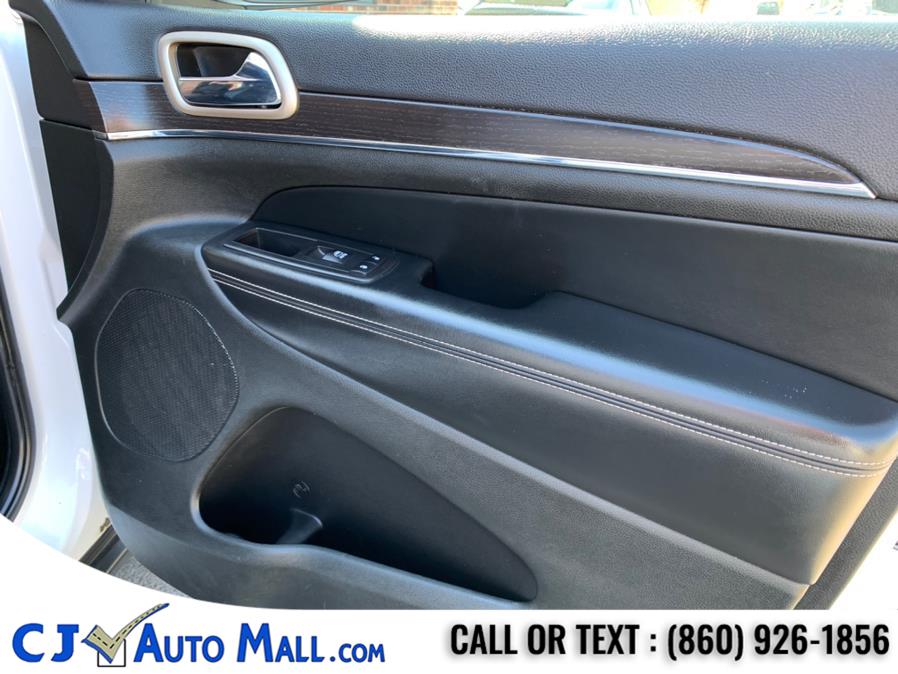 Used Jeep Grand Cherokee 4WD 4dr Limited 2015 | CJ Auto Mall. Bristol, Connecticut Used Jeep Grand Cherokee 4WD 4dr Limited 2015 | CJ Auto Mall. Bristol, Connecticut