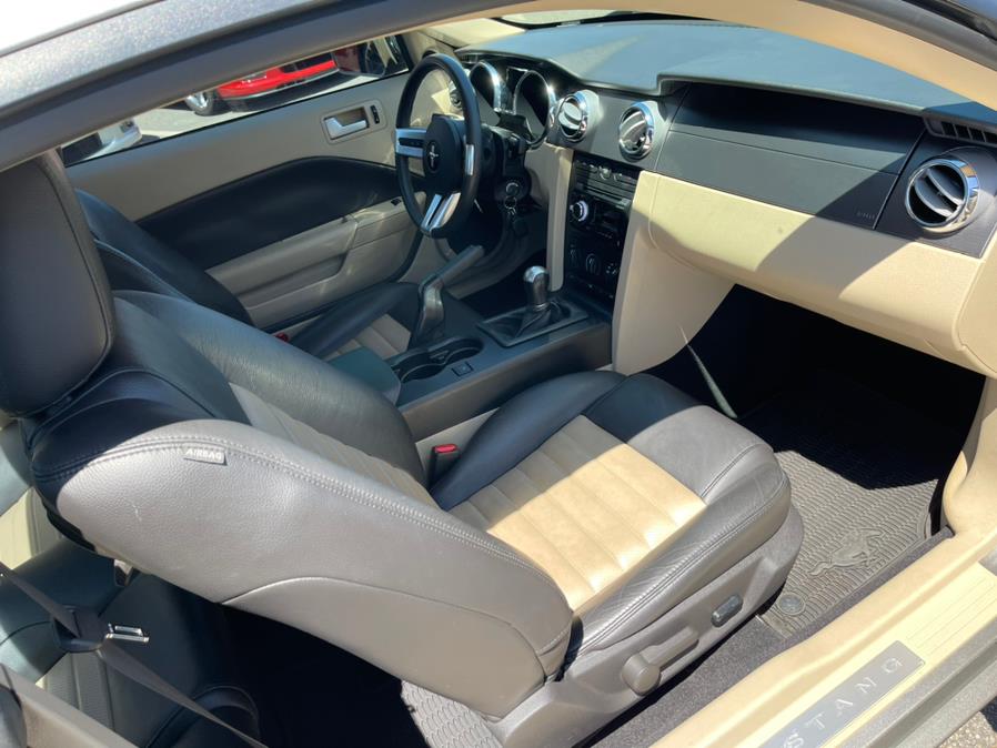 Used Ford Mustang 2dr Cpe GT Premium 2009 | Mike And Tony Auto Sales, Inc. South Windsor, Connecticut Used Ford Mustang 2dr Cpe GT Premium 2009 | Mike And Tony Auto Sales, Inc. South Windsor, Connecticut