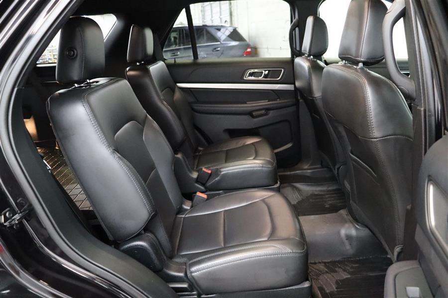 2019 Ford Explorer XLT, available for sale in Paterson, New Jersey | Fast Track Motors. Paterson, New Jersey 2019 Ford Explorer XLT, available for sale in Paterson, New Jersey | Fast Track Motors. Paterson, New Jersey