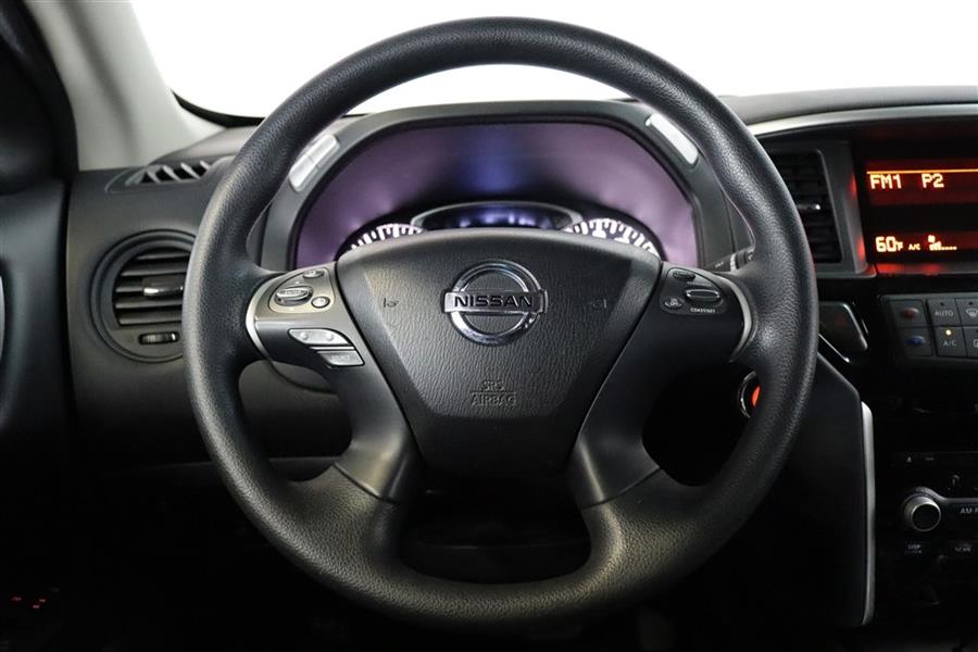 Used Nissan Pathfinder S 2015 | Fast Track Motors. Paterson, New Jersey Used Nissan Pathfinder S 2015 | Fast Track Motors. Paterson, New Jersey