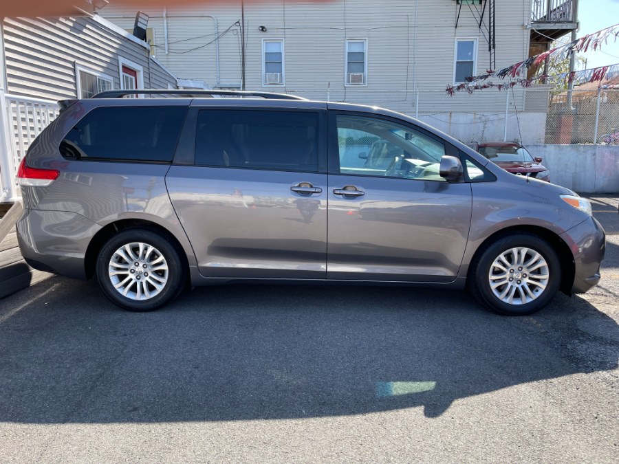 2011 Toyota Sienna 5dr 8-Pass Van V6 XLE FWD (Natl), available for sale in Paterson, New Jersey | DZ Automall. Paterson, New Jersey 2011 Toyota Sienna 5dr 8-Pass Van V6 XLE FWD (Natl), available for sale in Paterson, New Jersey | DZ Automall. Paterson, New Jersey
