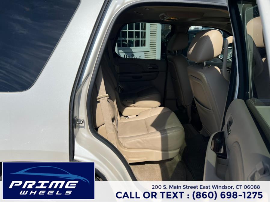 Used Cadillac Escalade AWD 4dr Luxury 2011 | Prime Wheels. East Windsor, Connecticut Used Cadillac Escalade AWD 4dr Luxury 2011 | Prime Wheels. East Windsor, Connecticut