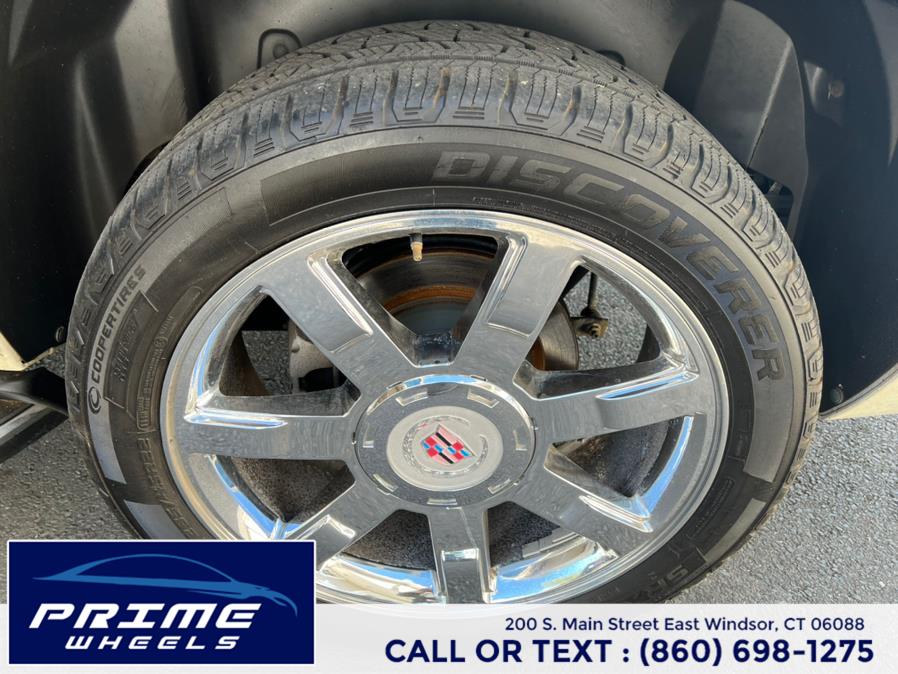 Used Cadillac Escalade AWD 4dr Luxury 2011 | Prime Wheels. East Windsor, Connecticut Used Cadillac Escalade AWD 4dr Luxury 2011 | Prime Wheels. East Windsor, Connecticut