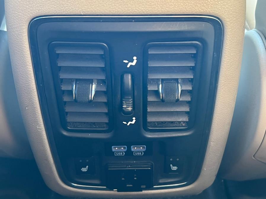 2014 Jeep Grand Cherokee 4WD 4dr Limited, available for sale in Linden, New Jersey | Champion Auto Sales. Linden, New Jersey 2014 Jeep Grand Cherokee 4WD 4dr Limited, available for sale in Linden, New Jersey | Champion Auto Sales. Linden, New Jersey