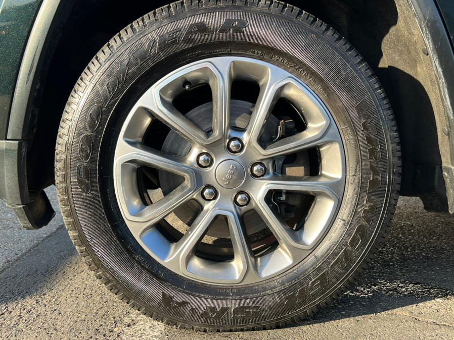 2014 Jeep Grand Cherokee 4WD 4dr Limited, available for sale in Linden, New Jersey | Champion Auto Sales. Linden, New Jersey 2014 Jeep Grand Cherokee 4WD 4dr Limited, available for sale in Linden, New Jersey | Champion Auto Sales. Linden, New Jersey