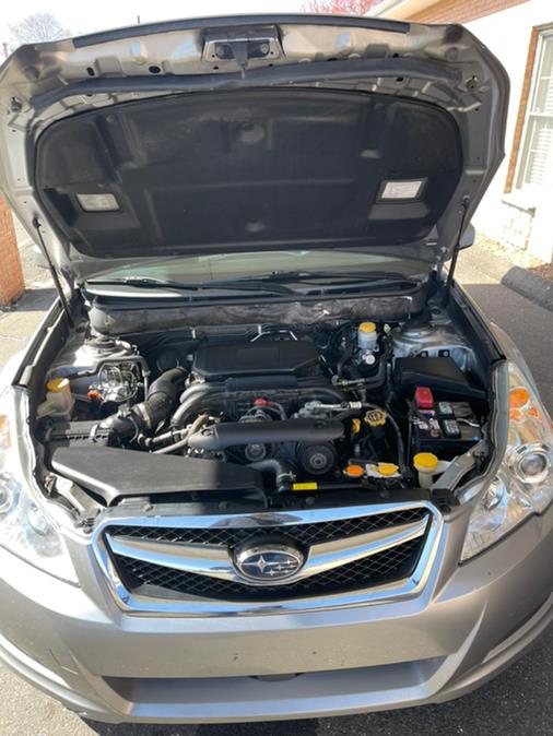 Used Subaru Legacy 4dr Sdn H4 Auto 2.5i Prem AWP 2011 | Supreme Automotive. New Britain, Connecticut Used Subaru Legacy 4dr Sdn H4 Auto 2.5i Prem AWP 2011 | Supreme Automotive. New Britain, Connecticut