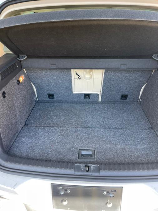 Used Volkswagen Tiguan 4WD 4dr SE 4Motion wSunroof & Navi 2011 | Supreme Automotive. New Britain, Connecticut Used Volkswagen Tiguan 4WD 4dr SE 4Motion wSunroof & Navi 2011 | Supreme Automotive. New Britain, Connecticut