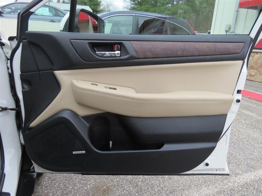 Used Subaru Outback 2.5i Limited AWD 4dr Wagon 2016 | Lake City Exports Inc. Auburn, Maine Used Subaru Outback 2.5i Limited AWD 4dr Wagon 2016 | Lake City Exports Inc. Auburn, Maine