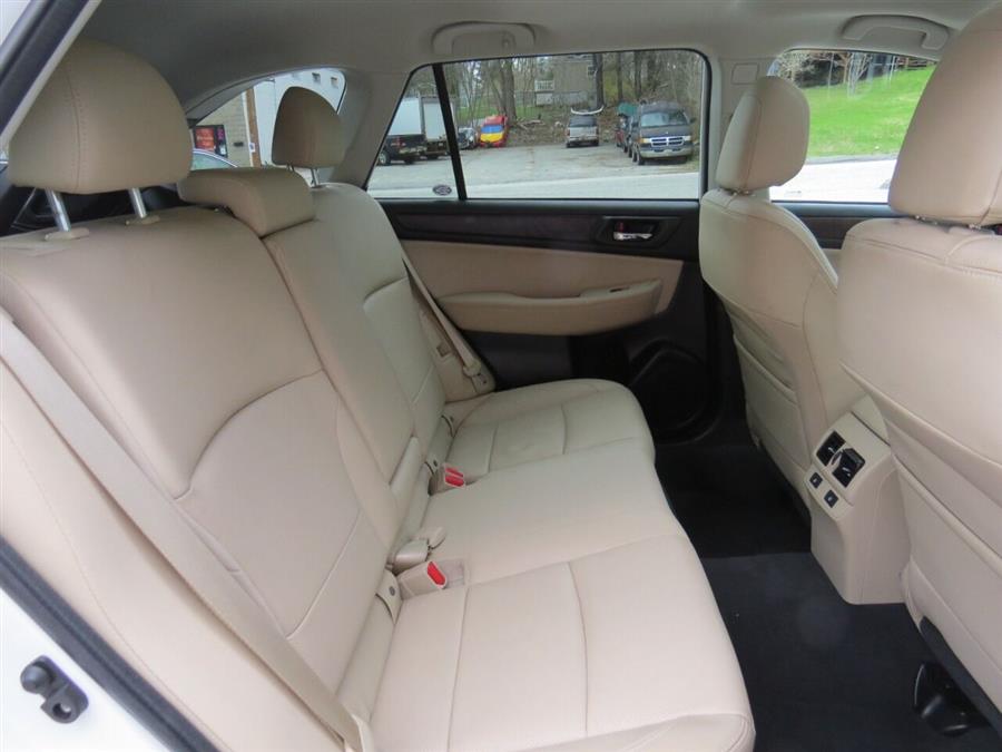 Used Subaru Outback 2.5i Limited AWD 4dr Wagon 2016 | Lake City Exports Inc. Auburn, Maine Used Subaru Outback 2.5i Limited AWD 4dr Wagon 2016 | Lake City Exports Inc. Auburn, Maine