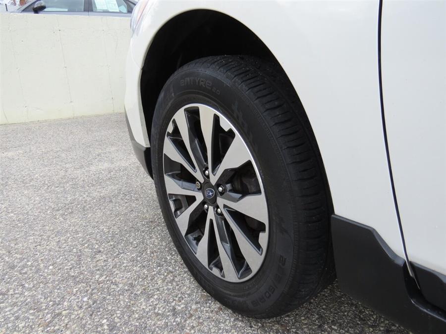 Used Subaru Outback 2.5i Limited AWD 4dr Wagon 2016 | Lake City Exports Inc. Auburn, Maine Used Subaru Outback 2.5i Limited AWD 4dr Wagon 2016 | Lake City Exports Inc. Auburn, Maine