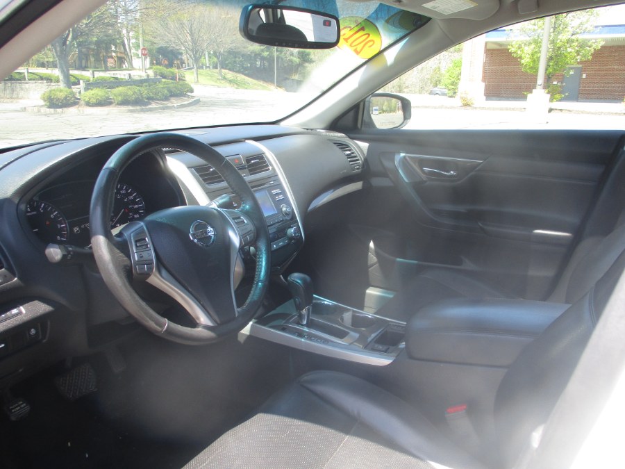 Used Nissan Altima 4dr Sdn I4 2.5 SL 2015 | Universal Motors LLC. New Britain, Connecticut Used Nissan Altima 4dr Sdn I4 2.5 SL 2015 | Universal Motors LLC. New Britain, Connecticut