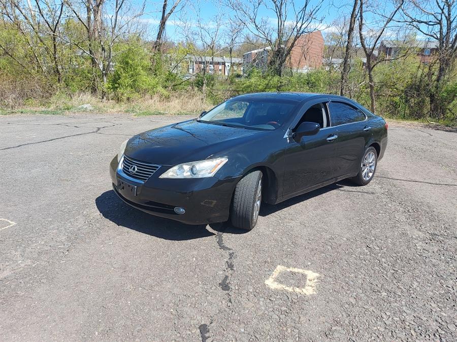 2007 Lexus ES 350 4dr Sdn, available for sale in West Hartford, Connecticut | Chadrad Motors llc. West Hartford, Connecticut