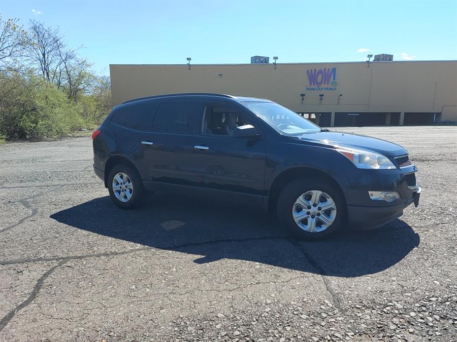 2012 Chevrolet Traverse AWD 4dr LS, available for sale in West Hartford, Connecticut | Chadrad Motors llc. West Hartford, Connecticut 2012 Chevrolet Traverse AWD 4dr LS, available for sale in West Hartford, Connecticut | Chadrad Motors llc. West Hartford, Connecticut