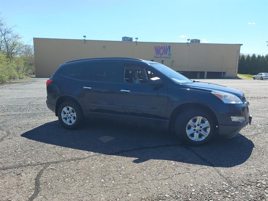 2012 Chevrolet Traverse AWD 4dr LS, available for sale in West Hartford, Connecticut | Chadrad Motors llc. West Hartford, Connecticut 2012 Chevrolet Traverse AWD 4dr LS, available for sale in West Hartford, Connecticut | Chadrad Motors llc. West Hartford, Connecticut