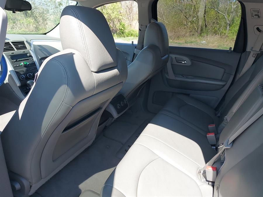2012 Chevrolet Traverse AWD 4dr LS, available for sale in West Hartford, Connecticut | Chadrad Motors llc. West Hartford, Connecticut 2012 Chevrolet Traverse AWD 4dr LS, available for sale in West Hartford, Connecticut | Chadrad Motors llc. West Hartford, Connecticut