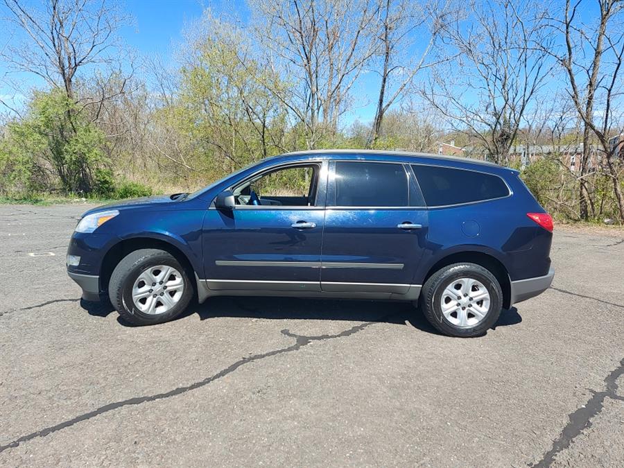 2012 Chevrolet Traverse AWD 4dr LS, available for sale in West Hartford, Connecticut | Chadrad Motors llc. West Hartford, Connecticut 2012 Chevrolet Traverse AWD 4dr LS, available for sale in West Hartford, Connecticut | Chadrad Motors llc. West Hartford, Connecticut
