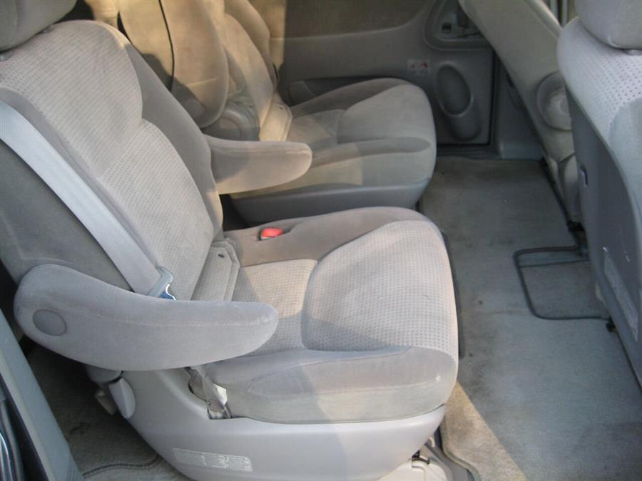 2007 Toyota Sienna LE 7 Passenger 4dr Mini Van, available for sale in Massapequa, New York | Rite Choice Auto Inc.. Massapequa, New York 2007 Toyota Sienna LE 7 Passenger 4dr Mini Van, available for sale in Massapequa, New York | Rite Choice Auto Inc.. Massapequa, New York