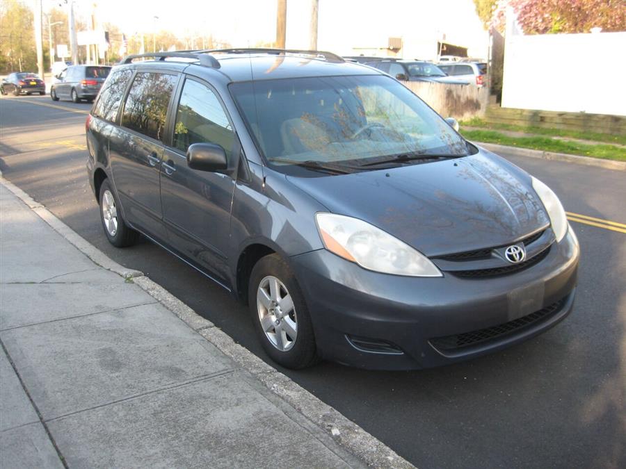 2007 Toyota Sienna LE 7 Passenger 4dr Mini Van, available for sale in Massapequa, New York | Rite Choice Auto Inc.. Massapequa, New York 2007 Toyota Sienna LE 7 Passenger 4dr Mini Van, available for sale in Massapequa, New York | Rite Choice Auto Inc.. Massapequa, New York