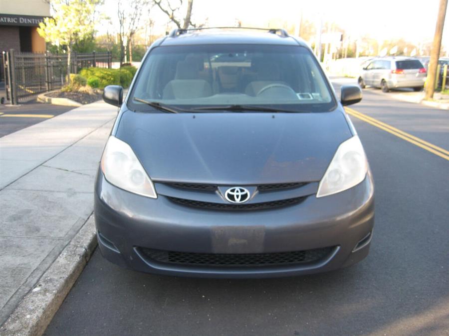 2007 Toyota Sienna LE 7 Passenger 4dr Mini Van, available for sale in Massapequa, New York | Rite Choice Auto Inc.. Massapequa, New York 2007 Toyota Sienna LE 7 Passenger 4dr Mini Van, available for sale in Massapequa, New York | Rite Choice Auto Inc.. Massapequa, New York