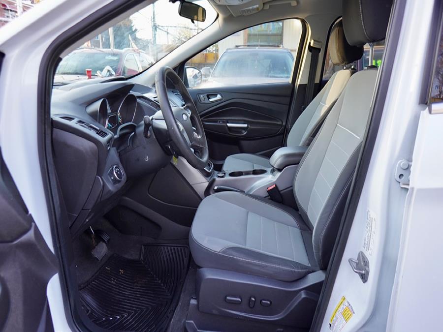 Used Ford Escape 4WD 4dr SE 2014 | Advanced Auto Mall. Bronx, New York Used Ford Escape 4WD 4dr SE 2014 | Advanced Auto Mall. Bronx, New York
