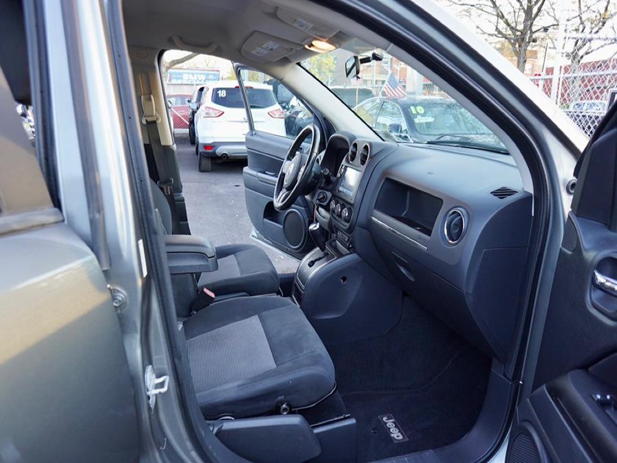 Used Jeep Compass 4WD 4dr Latitude 2011 | Advanced Auto Mall. Bronx, New York Used Jeep Compass 4WD 4dr Latitude 2011 | Advanced Auto Mall. Bronx, New York