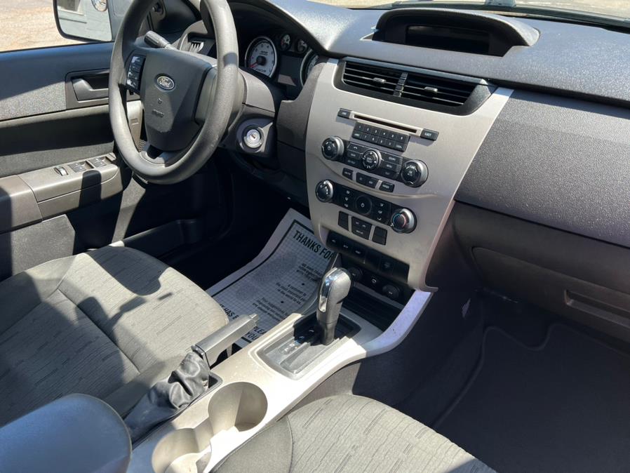 2009 Ford Focus 4dr Sdn SE, available for sale in Berlin, Connecticut | Main Auto of Berlin. Berlin, Connecticut 2009 Ford Focus 4dr Sdn SE, available for sale in Berlin, Connecticut | Main Auto of Berlin. Berlin, Connecticut
