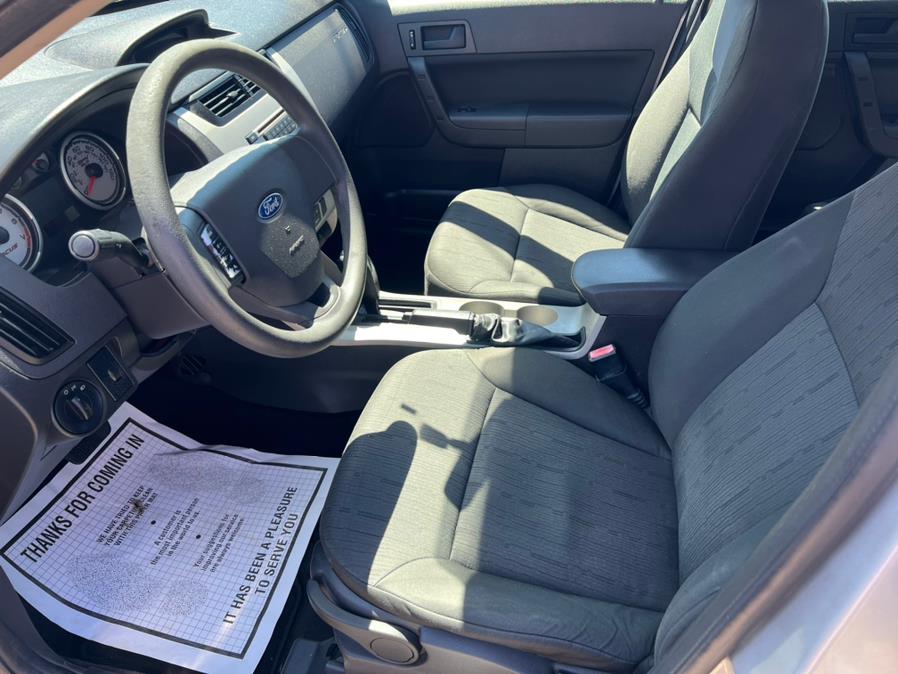 2009 Ford Focus 4dr Sdn SE, available for sale in Berlin, Connecticut | Main Auto of Berlin. Berlin, Connecticut 2009 Ford Focus 4dr Sdn SE, available for sale in Berlin, Connecticut | Main Auto of Berlin. Berlin, Connecticut