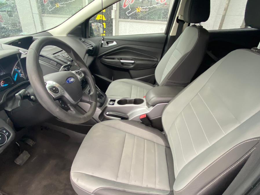 2016 Ford Escape FWD 4dr SE, available for sale in Bridgeport, Connecticut | CT Auto. Bridgeport, Connecticut 2016 Ford Escape FWD 4dr SE, available for sale in Bridgeport, Connecticut | CT Auto. Bridgeport, Connecticut