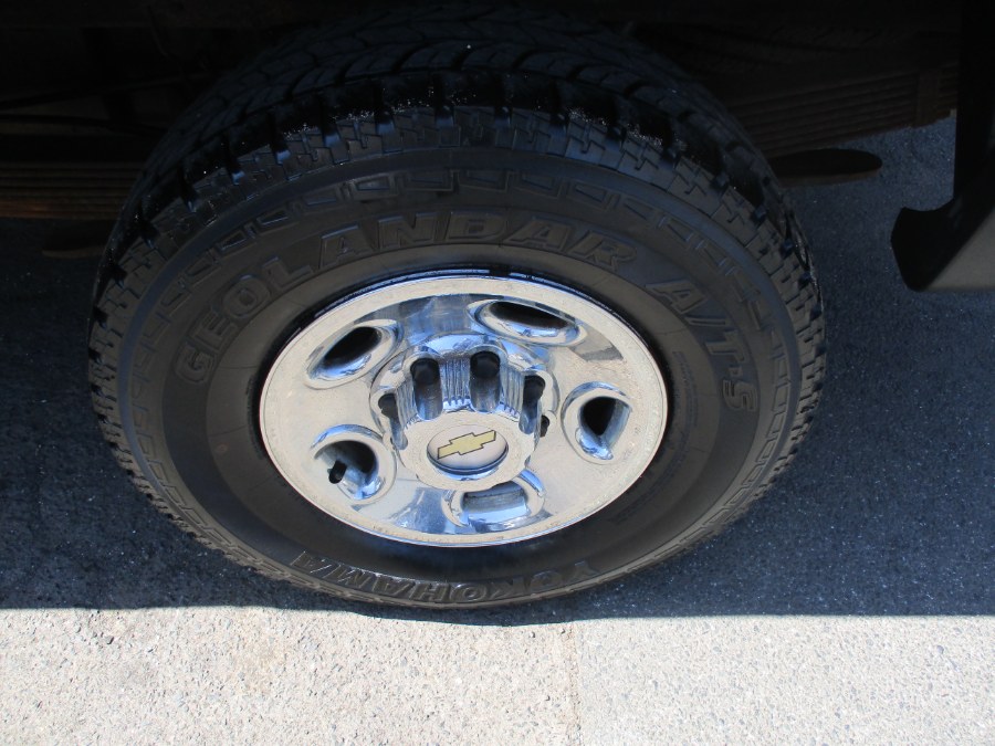 Used Chevrolet Silverado 2500HD 4WD Reg Cab 133" Work Truck 2009 | Cos Central Auto. Meriden, Connecticut Used Chevrolet Silverado 2500HD 4WD Reg Cab 133" Work Truck 2009 | Cos Central Auto. Meriden, Connecticut