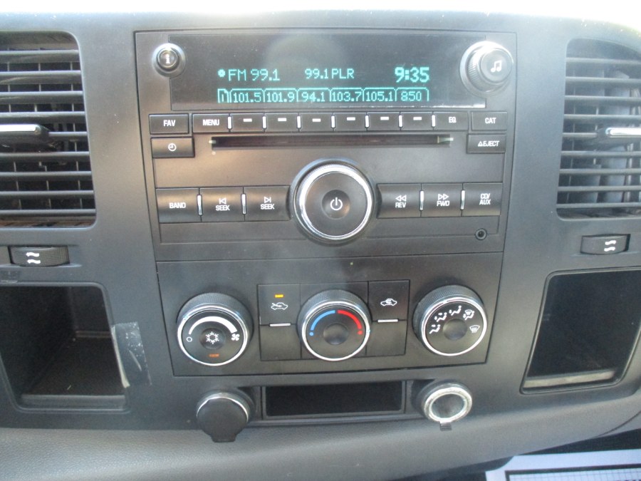 Used Chevrolet Silverado 2500HD 4WD Reg Cab 133" Work Truck 2009 | Cos Central Auto. Meriden, Connecticut Used Chevrolet Silverado 2500HD 4WD Reg Cab 133" Work Truck 2009 | Cos Central Auto. Meriden, Connecticut