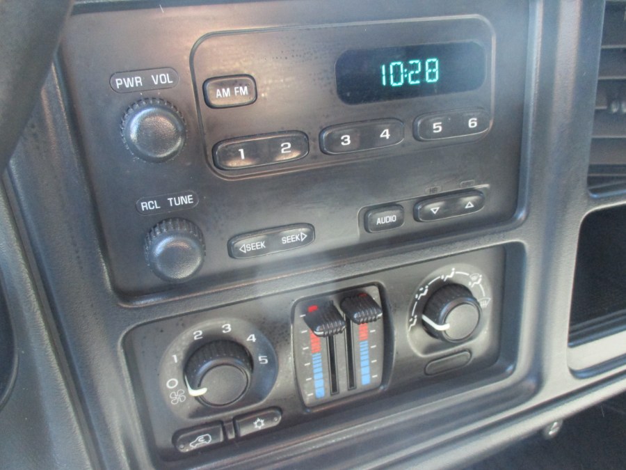 2007 GMC Sierra 1500 Classic 2WD Reg Cab 133.0" Work Truck, available for sale in Meriden, Connecticut | Cos Central Auto. Meriden, Connecticut 2007 GMC Sierra 1500 Classic 2WD Reg Cab 133.0" Work Truck, available for sale in Meriden, Connecticut | Cos Central Auto. Meriden, Connecticut