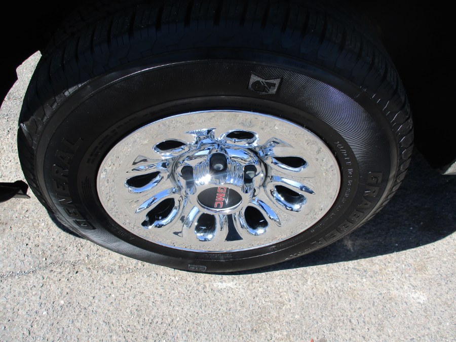 2007 GMC Sierra 1500 Classic 2WD Reg Cab 133.0" Work Truck, available for sale in Meriden, Connecticut | Cos Central Auto. Meriden, Connecticut 2007 GMC Sierra 1500 Classic 2WD Reg Cab 133.0" Work Truck, available for sale in Meriden, Connecticut | Cos Central Auto. Meriden, Connecticut