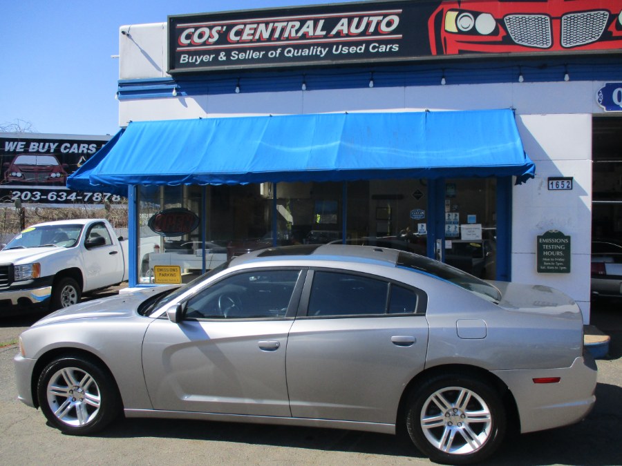 Used Dodge Charger 4dr Sdn SE RWD 2011 | Cos Central Auto. Meriden, Connecticut