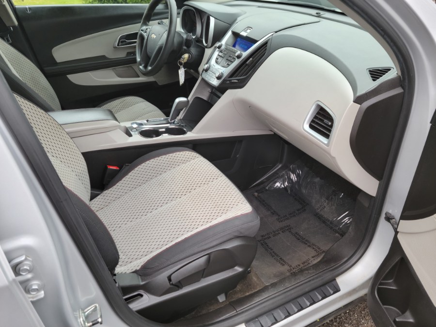 2010 Chevrolet Equinox AWD 4dr LS, available for sale in East Windsor, Connecticut | Toro Auto. East Windsor, Connecticut 2010 Chevrolet Equinox AWD 4dr LS, available for sale in East Windsor, Connecticut | Toro Auto. East Windsor, Connecticut