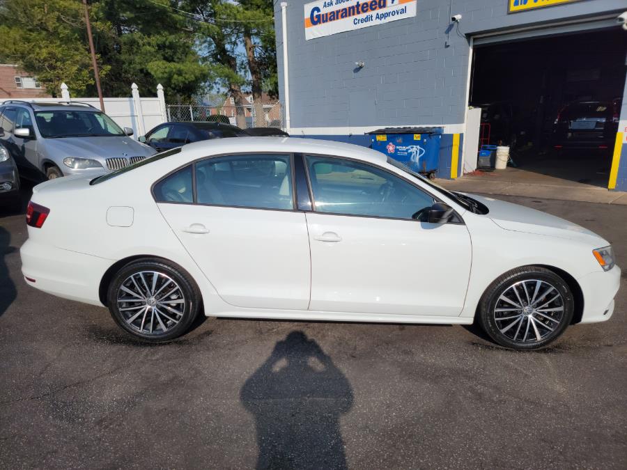 Used Volkswagen Jetta Sedan 4dr Auto 1.8T Sport PZEV 2016 | Eugen's Auto Sales & Repairs. Philadelphia, Pennsylvania Used Volkswagen Jetta Sedan 4dr Auto 1.8T Sport PZEV 2016 | Eugen's Auto Sales & Repairs. Philadelphia, Pennsylvania