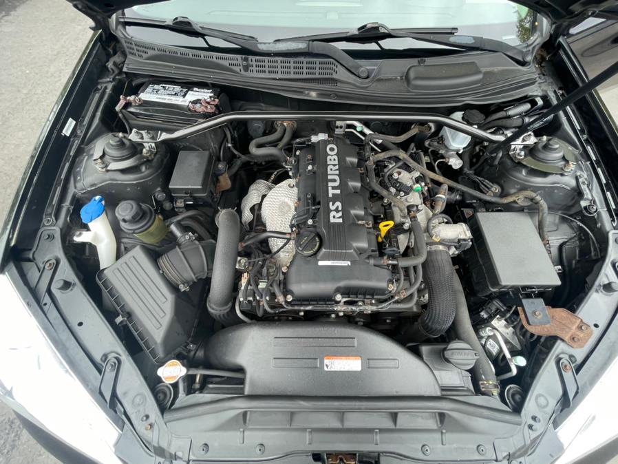 Used Hyundai Genesis Coupe 2dr I4 2.0T Auto Premium 2012 | House of Cars LLC. Waterbury, Connecticut