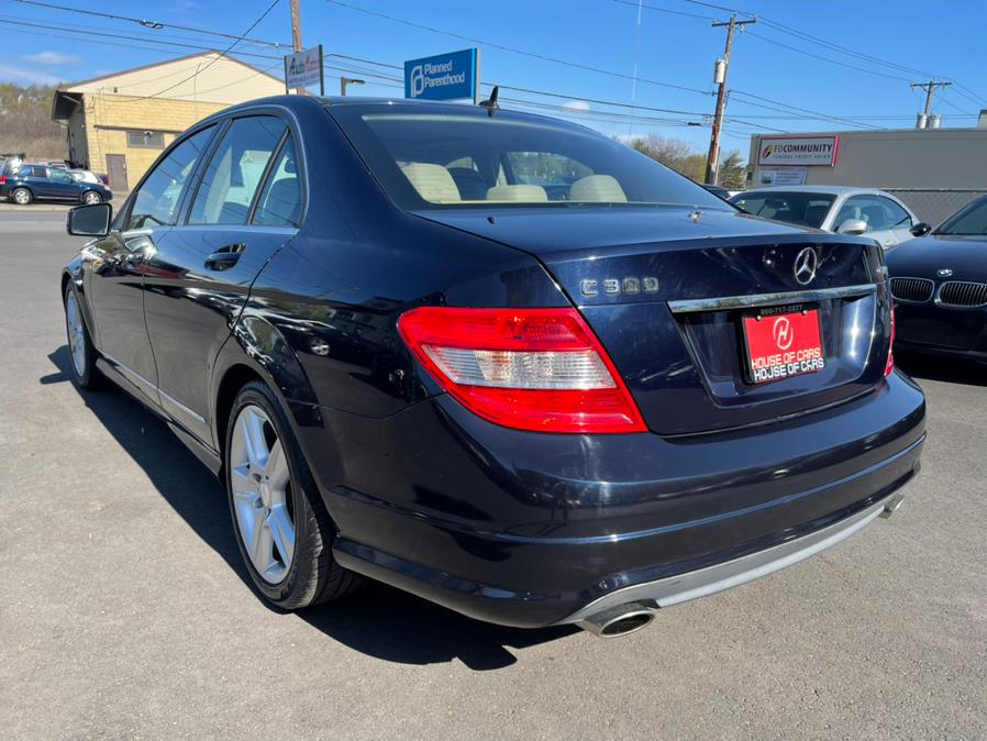 Used Mercedes-Benz C-Class 4dr Sdn C300 Luxury 4MATIC 2011 | House of Cars LLC. Waterbury, Connecticut
