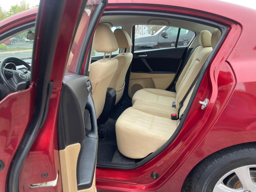 2011 Mazda Mazda3 4dr Sdn Auto i Touring, available for sale in Manchester, Connecticut | Carsonmain LLC. Manchester, Connecticut 2011 Mazda Mazda3 4dr Sdn Auto i Touring, available for sale in Manchester, Connecticut | Carsonmain LLC. Manchester, Connecticut