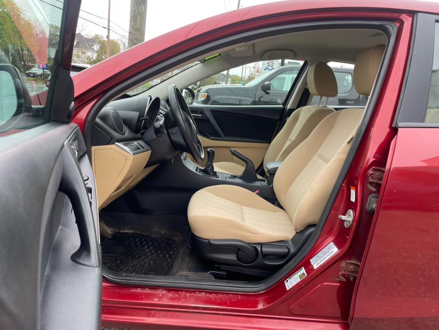 2011 Mazda Mazda3 4dr Sdn Auto i Touring, available for sale in Manchester, Connecticut | Carsonmain LLC. Manchester, Connecticut 2011 Mazda Mazda3 4dr Sdn Auto i Touring, available for sale in Manchester, Connecticut | Carsonmain LLC. Manchester, Connecticut