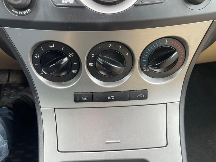 2011 Mazda Mazda3 4dr Sdn Auto i Touring, available for sale in Manchester, Connecticut | Carsonmain LLC. Manchester, Connecticut 2011 Mazda Mazda3 4dr Sdn Auto i Touring, available for sale in Manchester, Connecticut | Carsonmain LLC. Manchester, Connecticut