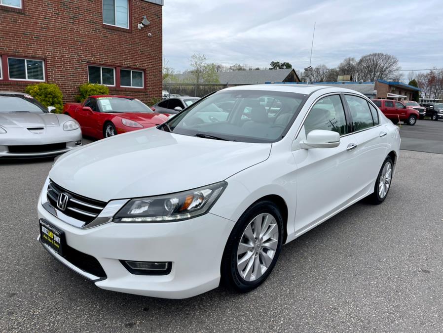 Used Honda Accord Sdn 4dr V6 Auto EX-L w/Navi PZEV 2013 | Mike And Tony Auto Sales, Inc. South Windsor, Connecticut