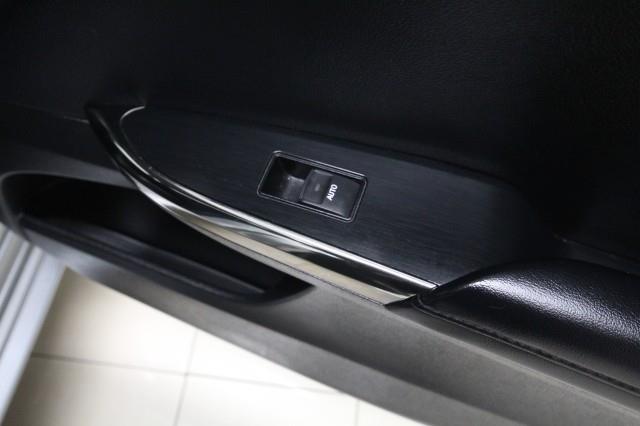 Used Toyota Avalon XLE w/ rearCam 2016 | Car Revolution. Maple Shade, New Jersey Used Toyota Avalon XLE w/ rearCam 2016 | Car Revolution. Maple Shade, New Jersey