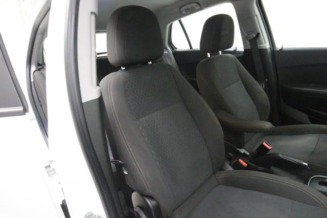 Used Chevrolet Trax LS w/ rearCam 2018 | Car Revolution. Maple Shade, New Jersey Used Chevrolet Trax LS w/ rearCam 2018 | Car Revolution. Maple Shade, New Jersey