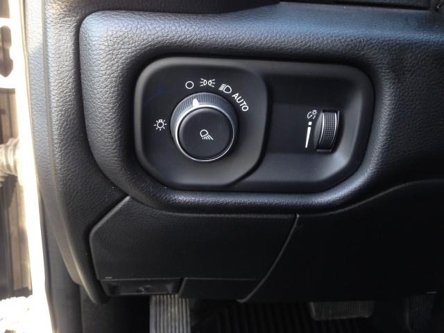 Used Ram 3500 Tradesman Cummins 4WD w/ rearCam 2021 | Car Revolution. Maple Shade, New Jersey Used Ram 3500 Tradesman Cummins 4WD w/ rearCam 2021 | Car Revolution. Maple Shade, New Jersey