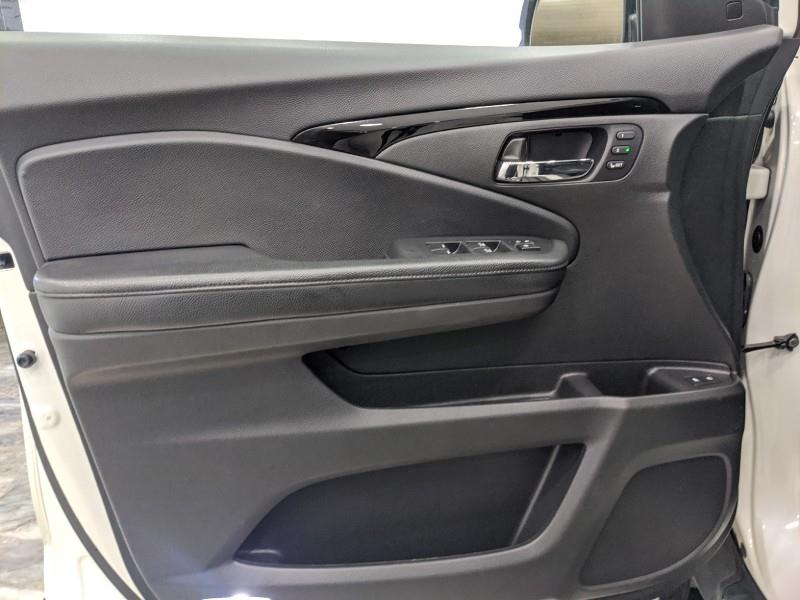 Used Honda Passport Touring 2019 | Car Revolution. Maple Shade, New Jersey Used Honda Passport Touring 2019 | Car Revolution. Maple Shade, New Jersey
