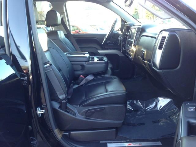 Used Chevrolet Silverado 1500 Z71 LT 4WD w/ Navi & rearCam 2017 | Car Revolution. Maple Shade, New Jersey Used Chevrolet Silverado 1500 Z71 LT 4WD w/ Navi & rearCam 2017 | Car Revolution. Maple Shade, New Jersey