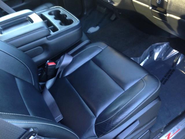 Used Chevrolet Silverado 1500 Z71 LT 4WD w/ Navi & rearCam 2017 | Car Revolution. Maple Shade, New Jersey Used Chevrolet Silverado 1500 Z71 LT 4WD w/ Navi & rearCam 2017 | Car Revolution. Maple Shade, New Jersey